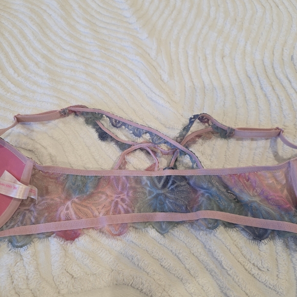 Victoria's Secret PINK 32D Date Racerback Bra - Picture 8 of 11